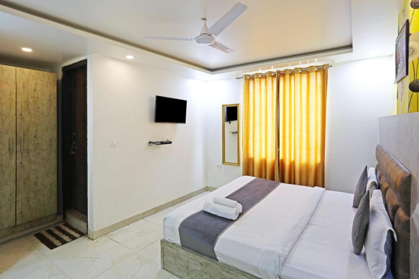 Broadway Near Delhi Airport Hotel New Delhi